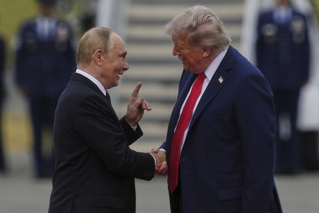 Mesajul trimis de ruși către Washington și conversația tensionată ce au dus la anularea summitului Trump-Putin Mesajul trimis de ruși către Washington și conversația tensionată ce au dus la anularea summitului Trump-Putin