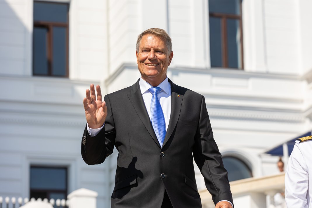 ANAF, nereușită în tentativa de a impune sechestru asupra bunurilor familiei Iohannis pentru a recupera prejudiciul reclamat de la fostul președinte