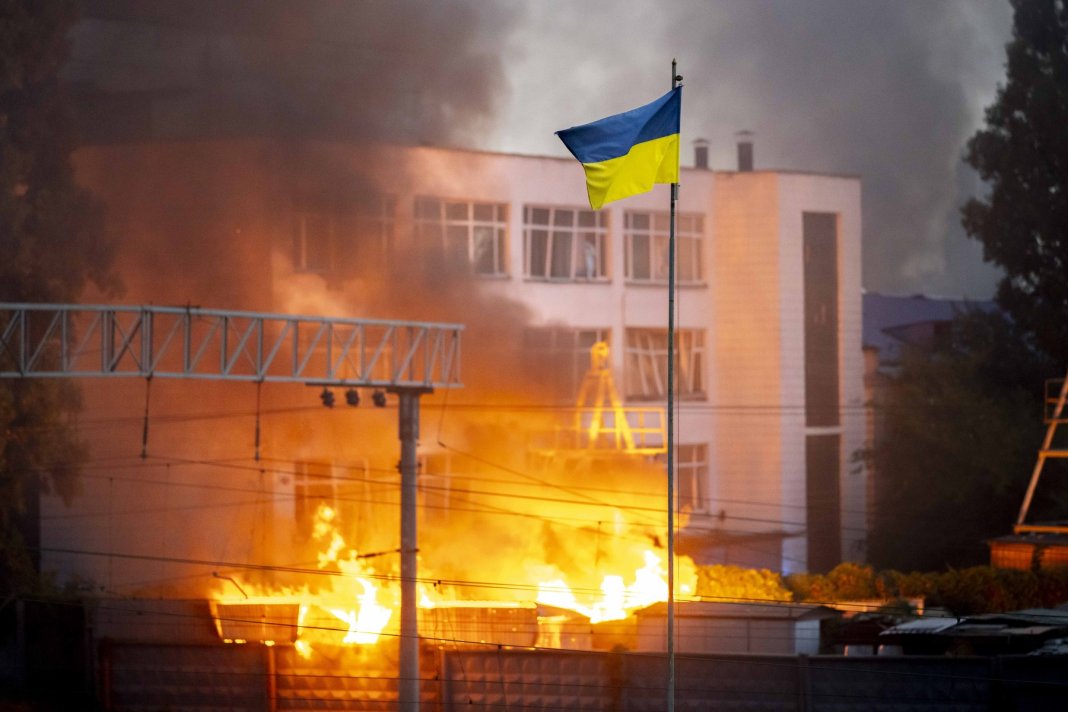 „Este nepregătit”: Trump îl critică pe Zelenski după discuțiile intense privind planul de pace în Ucraina