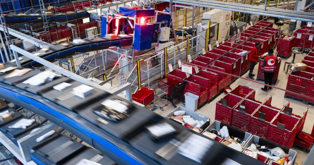 Mii de proprietari anunțați de către armata Norvegiei în legătură cu eventualitatea rechiziționării clădirilor și bunurilor în situația unui război