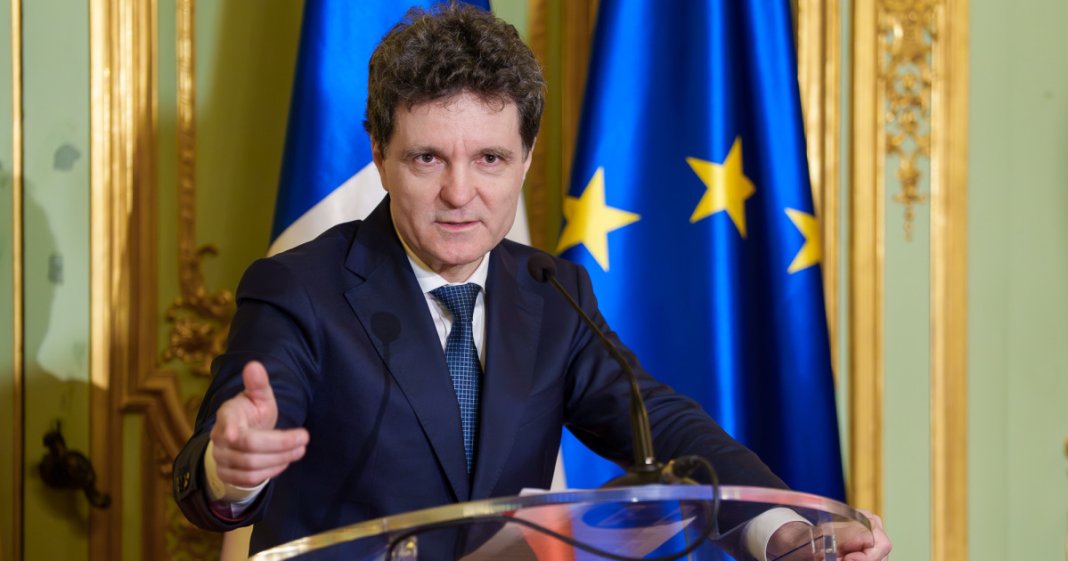 Nicuşor Dan: „Democrația românească a ținut piept războiului hibrid”. Comunicat despre „reafirmarea echilibrului forțelor în stat”