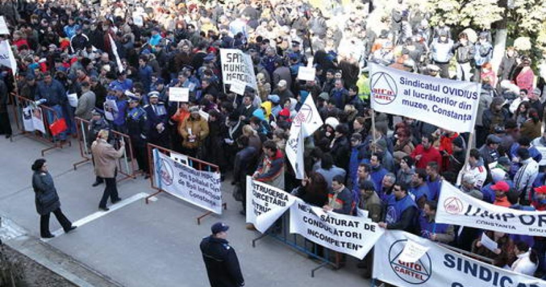 Sindicatele contestă cu fermitate hotărârea Guvernului de a întrerupe plata primei zile de concediu medical: O limitare a dreptului la bunăstare socială