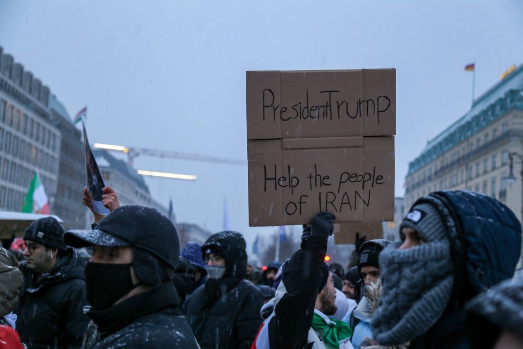 Trump avertizează în legătură cu „măsuri extrem de severe” din partea SUA dacă Iranul va începe să execute protestatari.