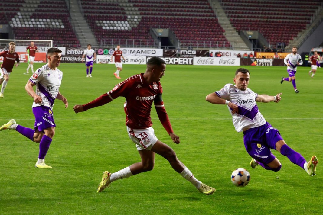 Șoc în Superligă! Rapid și FC Argeș nu au reușit să acceadă la licența pentru competițiile europene în prima etapă: care sunt pașii următori.