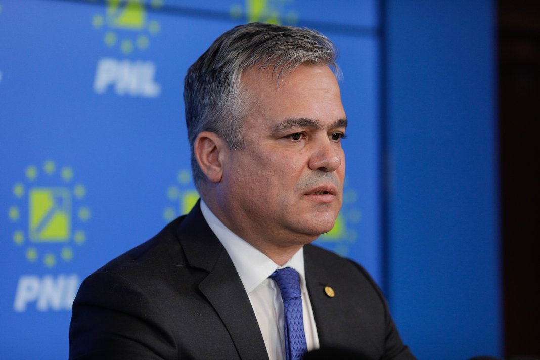 Excluderea lui Veștea din PNL nu va fi supusă votului duminică, susține un lider liberal. Ce planuri are echipa lui Bolojan pentru congresul extraordinar.