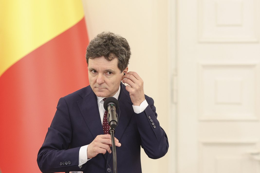 Reacția ministrului Apărării în urma punerii sub urmărire penală a generalului Vlad: „O circumstanță neplăcută; vom examina împreună cu președintele”