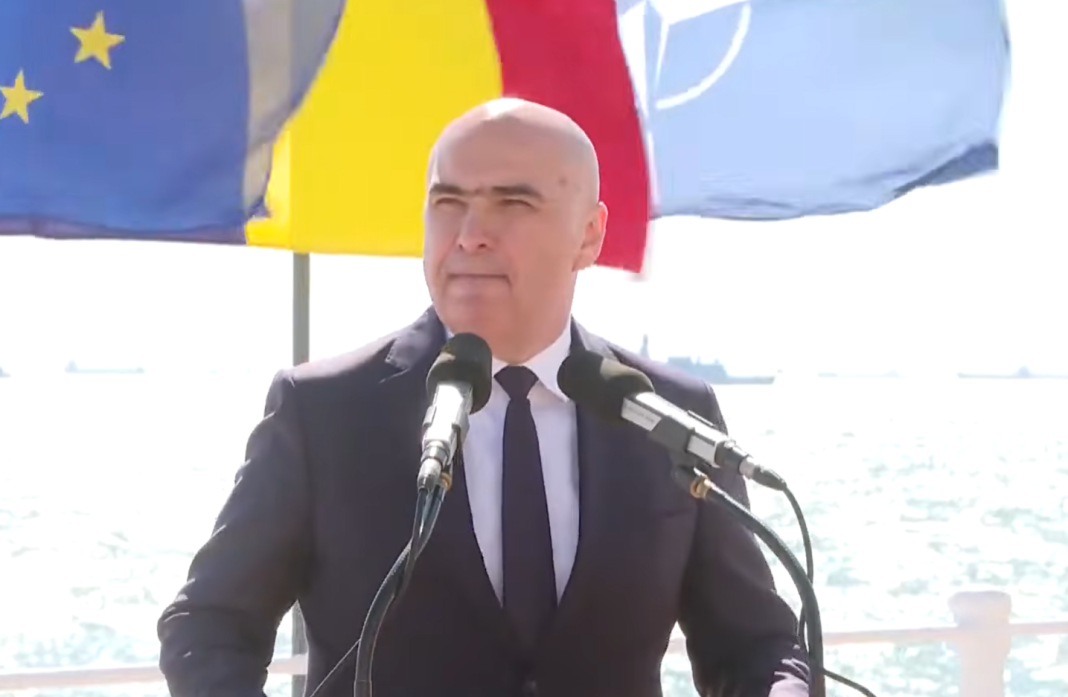 Ilie Bolojan, contestat la Constanţa de Ziua Marinei: „Dragi români, sunt prezent pentru a demonstra respect”