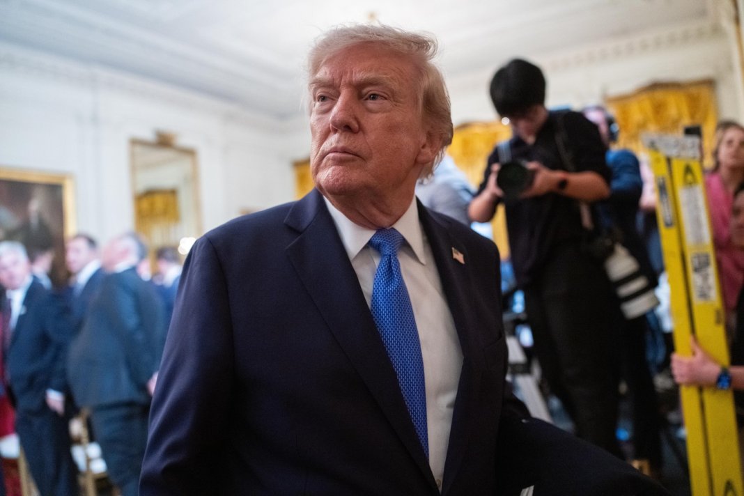 Trump reafirmă eliminarea cetățeniei prin naștere în SUA: A semnat noi ordine executive